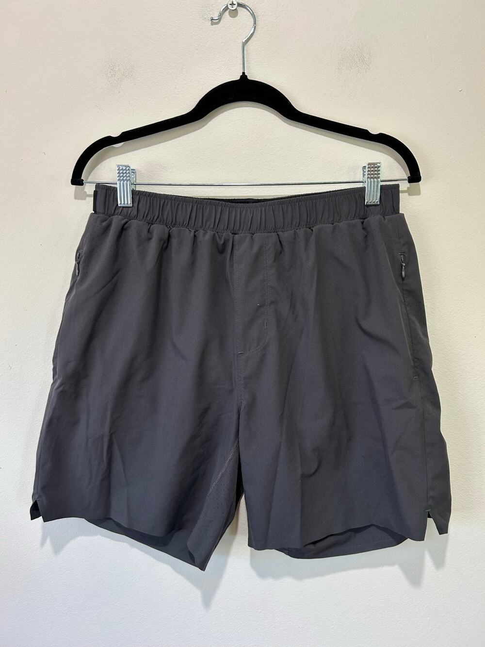 Rhone black Mako shorts mens M training and workouts